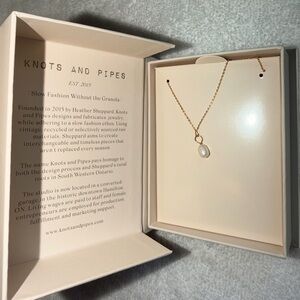 Gold Necklace with Pearl Pendant